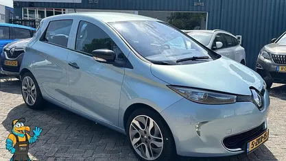Occasion 2015 Renault Zoe Zen Hatchback | € 5.495 (Eerlijke prijs)