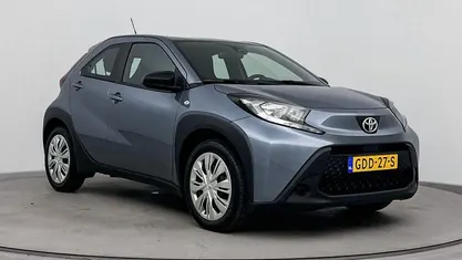 Occasion 2024 Toyota Aygo X Play SUV | € 17.999 (Eerlijke prijs)