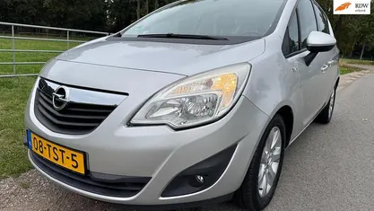 Occasion Opel Meriva Edition 120 PK (88 kW) 2012 Grijs MPV