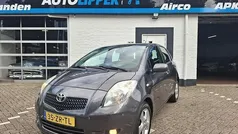 Grijs Gebruikt 2008 Toyota Yaris Luna Hatchback | € 3.450 (Goede deal)