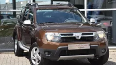 Bruin, metallic lak Gebruikt 2010 Dacia Duster Lauréate SUV | € 4.449 (Eerlijke prijs)