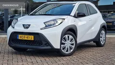 Wit Gebruikt 2025 Toyota Aygo Play Hatchback | € 19.750 (Eerlijke prijs)