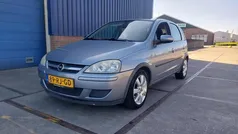 Grijs Gebruikt 2005 Opel Corsa Hatchback | € 1.395 (Eerlijke prijs)