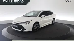 Wit Gebruikt 2021 Toyota Corolla Business Edition Stationwagen | € 19.950 (Eerlijke prijs)