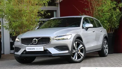 Occasion Volvo V60 CC Plus 2023 Stationwagen