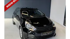 Zwart Gebruikt 2015 Kia Rio Comfort Hatchback | € 7.999 (Eerlijke prijs)