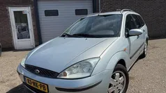 Groen Gebruikt 2003 Ford Focus Stationwagen | € 995 (Eerlijke prijs)