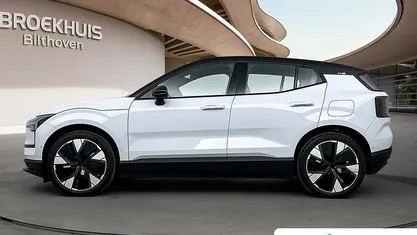 Blauw Gebruikt 2025 Volvo EX30 Performance SUV | € 39.895 (Eerlijke prijs)