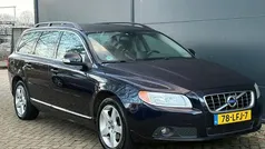 Blauw (metallic) Gebruikt 2010 Volvo V70 Momentum Stationwagen | € 4.445 (Super prijs)