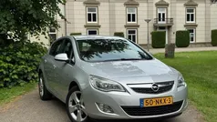 Grijs Gebruikt 2010 Opel Astra Edition Hatchback | € 3.250 (Goede deal)