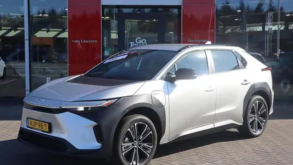 Occasion 2025 Toyota bZ4X SUV | € 36.900 (Super prijs)