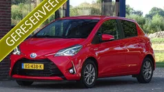 Rood Gebruikt 2019 Toyota Yaris Hybrid Hatchback | € 13.750 (Super prijs)