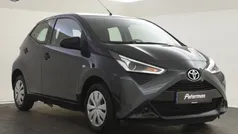 Grijs Gebruikt 2021 Toyota Aygo Hatchback | € 10.499 (Eerlijke prijs)