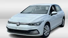 Wit Gebruikt 2022 VW Golf VIII Style Hatchback | € 25.950 (Goede deal)