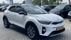 Gebruikt 2020 Kia Stonic SUV | € 17.445 (Eerlijke prijs)