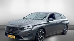 Grijs, metallic lak Gebruikt 2022 Peugeot 308 Allure Stationwagen | € 21.940 (Eerlijke prijs)