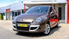 Gebruikt 2010 Renault Scénic III Privilege MPV | € 7.950 (Eerlijke prijs)