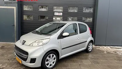 Gebruikt 2011 Peugeot 107 Hatchback | € 3.650 (Eerlijke prijs)