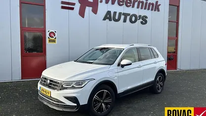 Wit Gebruikt 2021 VW Tiguan Business+ SUV | € 28.750 (Super prijs)