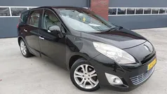 Gebruikt 2010 Renault Grand Scénic III Privilege MPV | € 2.350 (Eerlijke prijs)