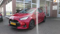 Rood Gebruikt 2022 Toyota Yaris Hatchback | € 19.900 (Eerlijke prijs)