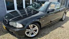 Zwart Gebruikt 2003 BMW 318 Cabriolet Executive Cabriolet | € 3.650 (Goede deal)