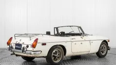 Wit Gebruikt 1971 MG B | € 4.900