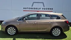 Beige Gebruikt 2012 Opel Astra Sport Stationwagen | € 6.545 (Eerlijke prijs)