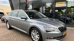 Grijs Gebruikt 2019 Skoda Superb Business Line Stationwagen | € 26.500 (Eerlijke prijs)