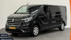 Zwart Gebruikt 2024 Renault Trafic Van | € 29.890 (Goede deal)