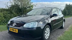 Zwart Gebruikt 2005 VW Golf IV Hatchback | € 1.799 (Goede deal)