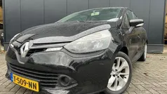 Zwart Gebruikt 2013 Renault Clio R.S. Collection Hatchback | € 4.995 (Eerlijke prijs)