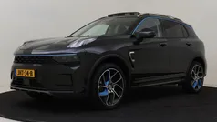Zwart Gebruikt 2023 Lynk & Co 01 SUV | € 26.225 (Eerlijke prijs)