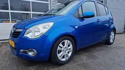 Blauw (metallic) Occasion 2012 Opel Agila Edition Hatchback | € 2.499 (Eerlijke prijs)