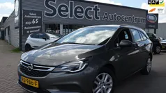 Grijs Occasion 2017 Opel Astra Edition Stationwagen | € 10.640 (Eerlijke prijs)
