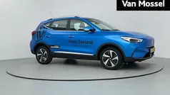 Blauw Gebruikt 2023 MG ZS Luxury Sedan | € 22.995 (Eerlijke prijs)