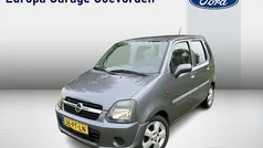 Grijs Gebruikt 2004 Opel Agila Hatchback | € 1.250 (Eerlijke prijs)