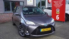 Grijs Gebruikt 2018 Toyota Yaris Hybrid Hatchback | € 14.745 (Goede deal)