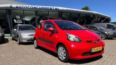 Rood Gebruikt 2006 Toyota Aygo Hatchback | € 2.299 (Eerlijke prijs)