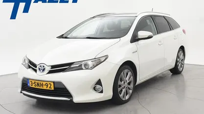 Occasion Toyota Auris Hybrid 2013 Wit Stationwagen