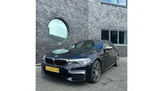 Zwart Gebruikt 2017 BMW M550 Executive Sedan | € 37.777 (Eerlijke prijs)