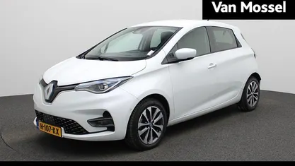 Wit Occasion 2020 Renault Zoe Intens Hatchback | € 11.900 (Eerlijke prijs)
