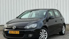 Zwart Gebruikt 2011 VW Golf VI Highline Hatchback | € 6.949 (Eerlijke prijs)