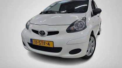 Occasion 2011 Toyota Aygo Hatchback | € 3.450 (Eerlijke prijs)