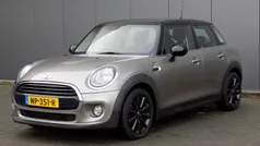 Gebruikt 2017 Mini Cooper Business Hatchback | € 7.700 (Super prijs)