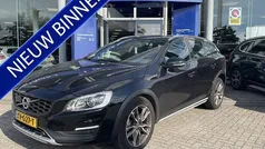 Zwart Gebruikt 2019 Volvo V60 CC Stationwagen | € 27.950 (Super prijs)