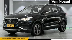 Zwart Gebruikt 2020 MG ZS Luxury Sedan | € 15.495 (Eerlijke prijs)