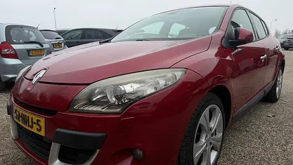 Gebruikt 2008 Renault Mégane III Dynamique Hatchback | € 4.750 (Eerlijke prijs)