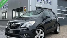 Zwart, metallic lak Gebruikt 2014 Opel Mokka Cosmo SUV | € 9.750 (Eerlijke prijs)