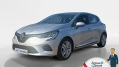 Gebruikt 2020 Renault Clio V Zen Hatchback | € 12.440 (Eerlijke prijs)
